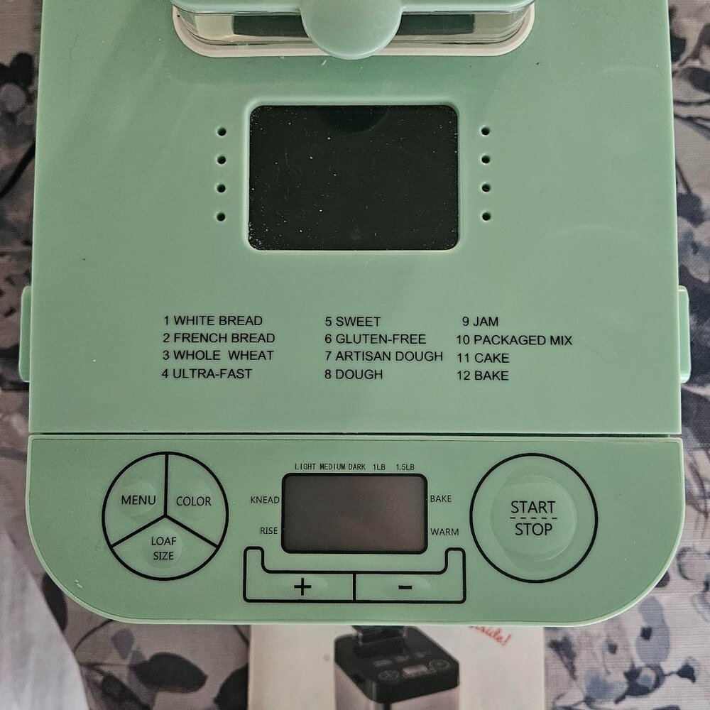 Dash Bread Maker-Almost New-Used 2 times